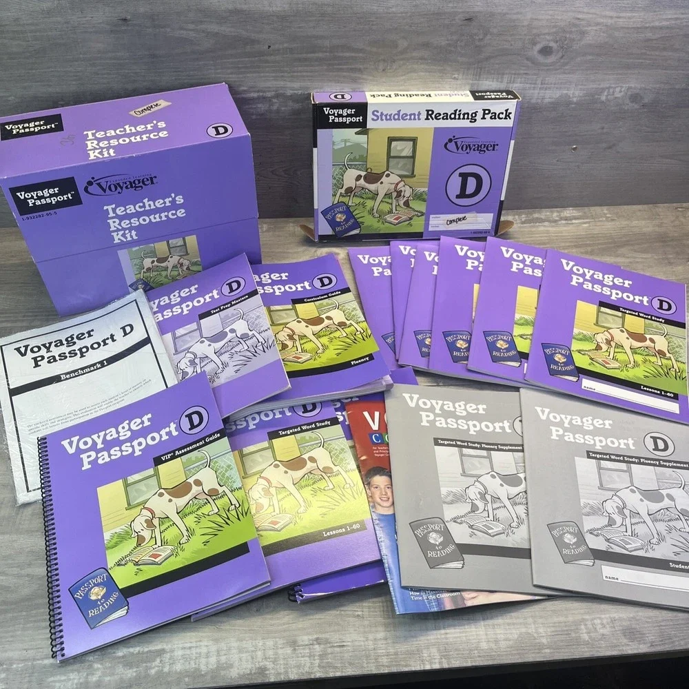 VOYAGER PASSPORT Teacher Resource Kit and Student Reading Pack D Set 2004